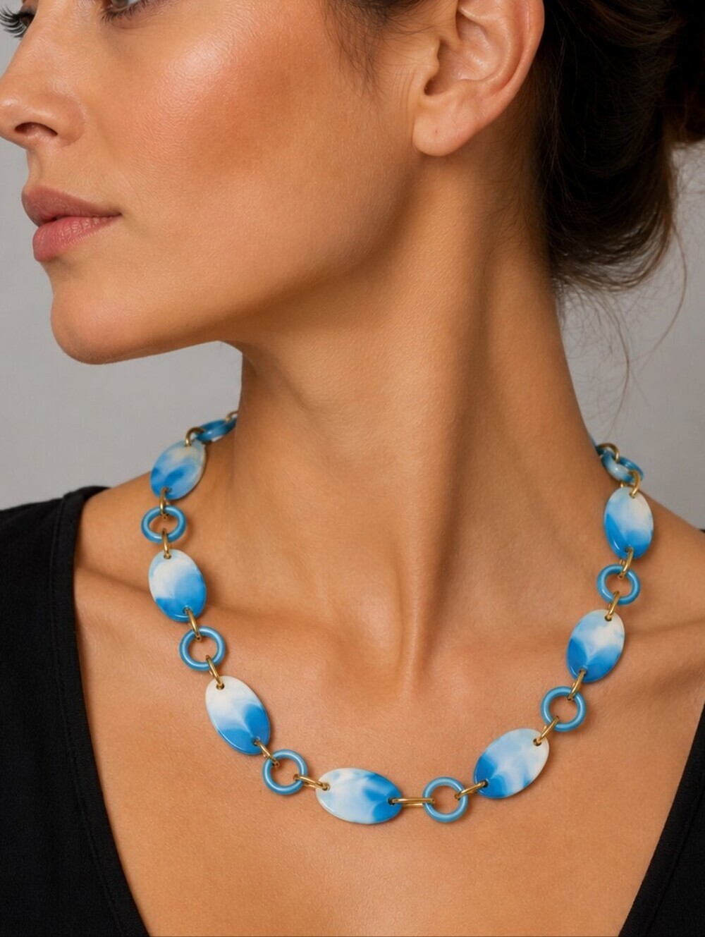 Vintage 1980s Oval Link Marbled Lucite Necklace
